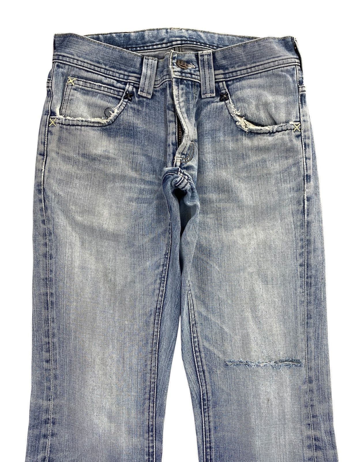 Other Japanese Brand Faded Wash Ripped Style Flare Jeans Size US 28 / EU 44 - 2 Thumbnail