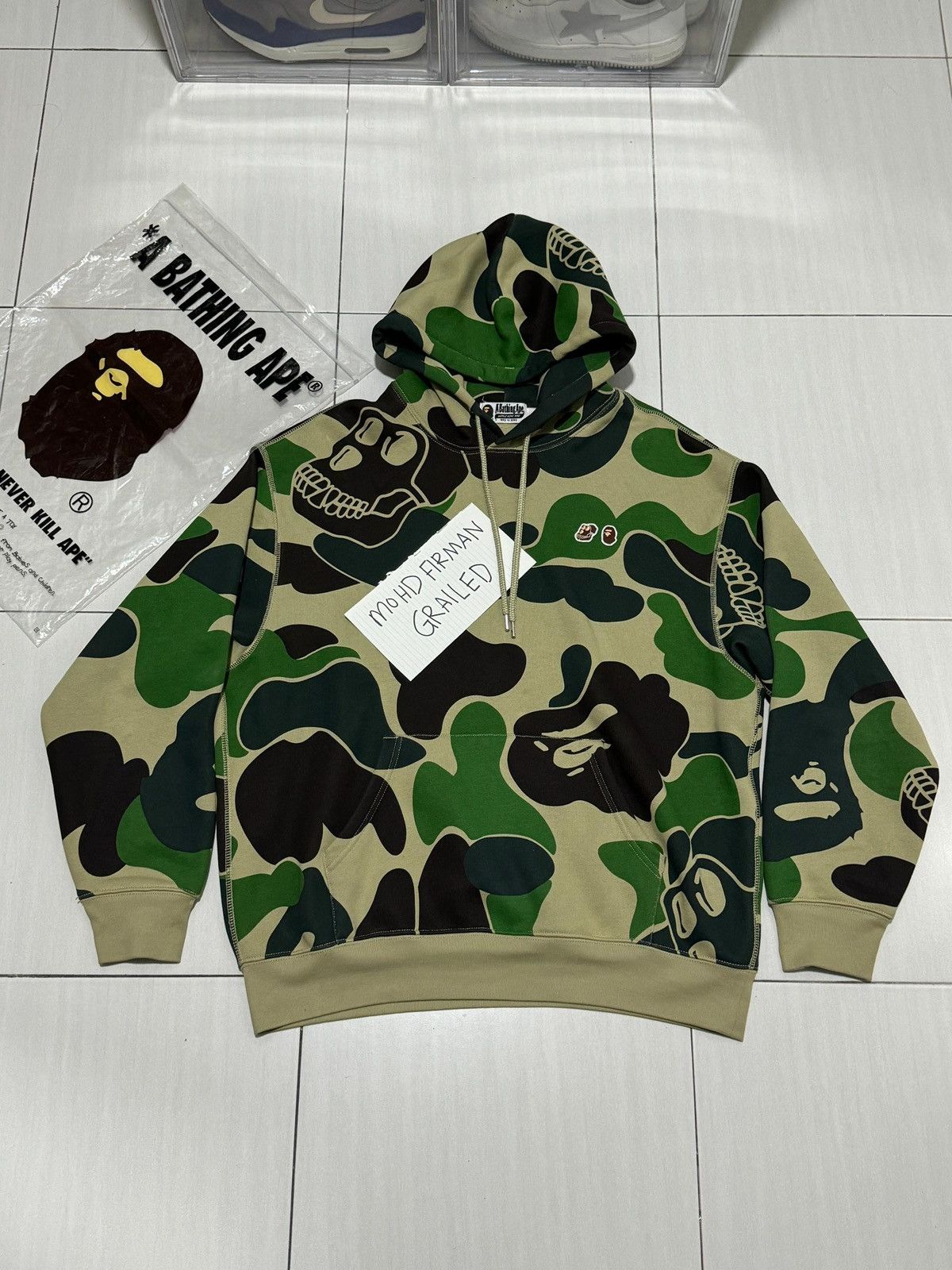 Bape BAPE X BAYC Size US L / EU 52-54 / 3 - 1 Thumbnail