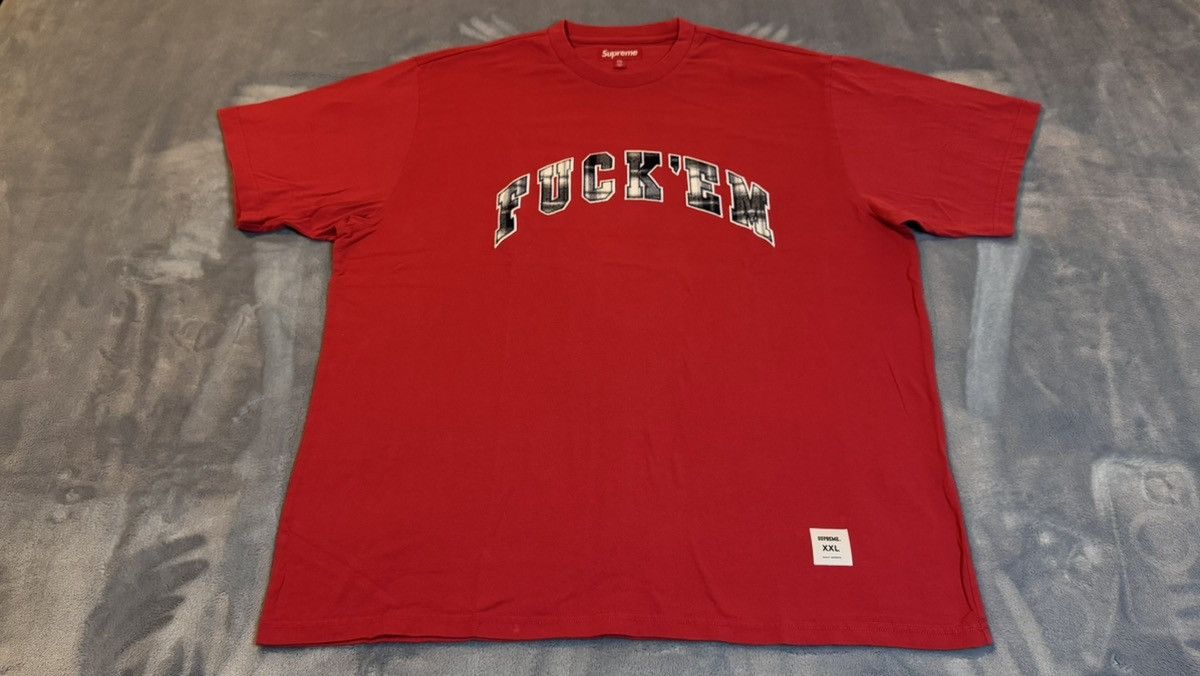 Supreme Supreme XXL Fuck Em Plaid S/S Top Red Size US XXL / EU 58 / 5 - 1 Thumbnail