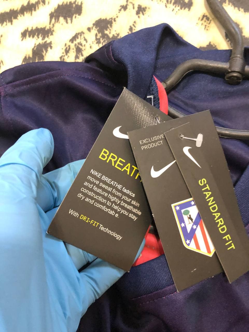 Nike Nike Football Shirt Atletico Madrid Home Soccer jersey Size US L / EU 52-54 / 3 - 5 Thumbnail