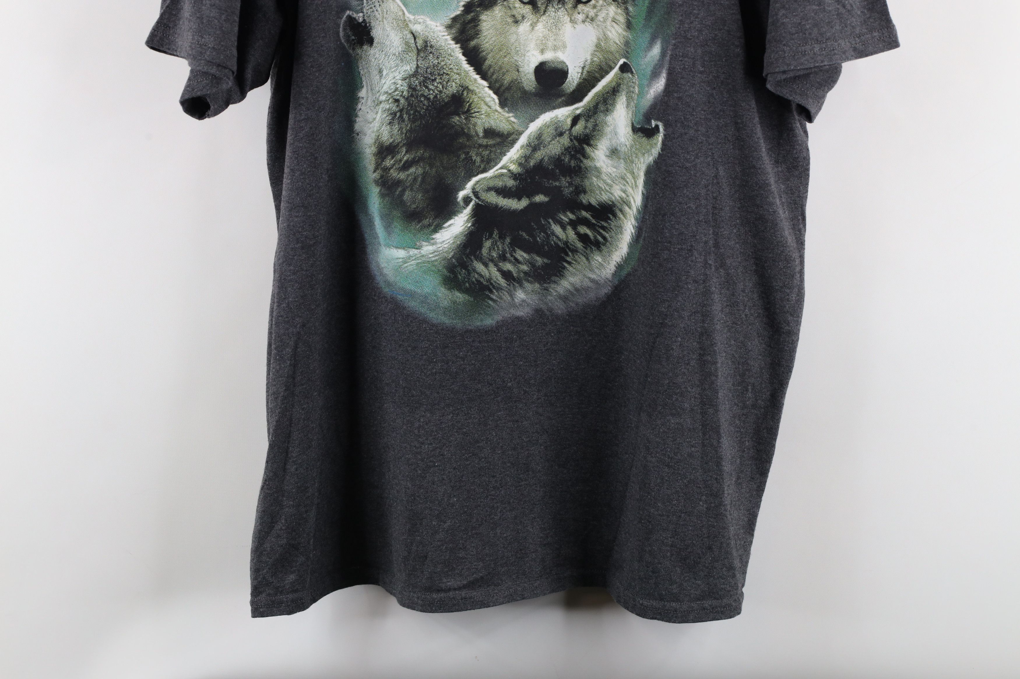 Vintage Vintage 90s Streetwear Wolf Moon Short Sleeve T-Shirt Gray Size US L / EU 52-54 / 3 - 3 Thumbnail