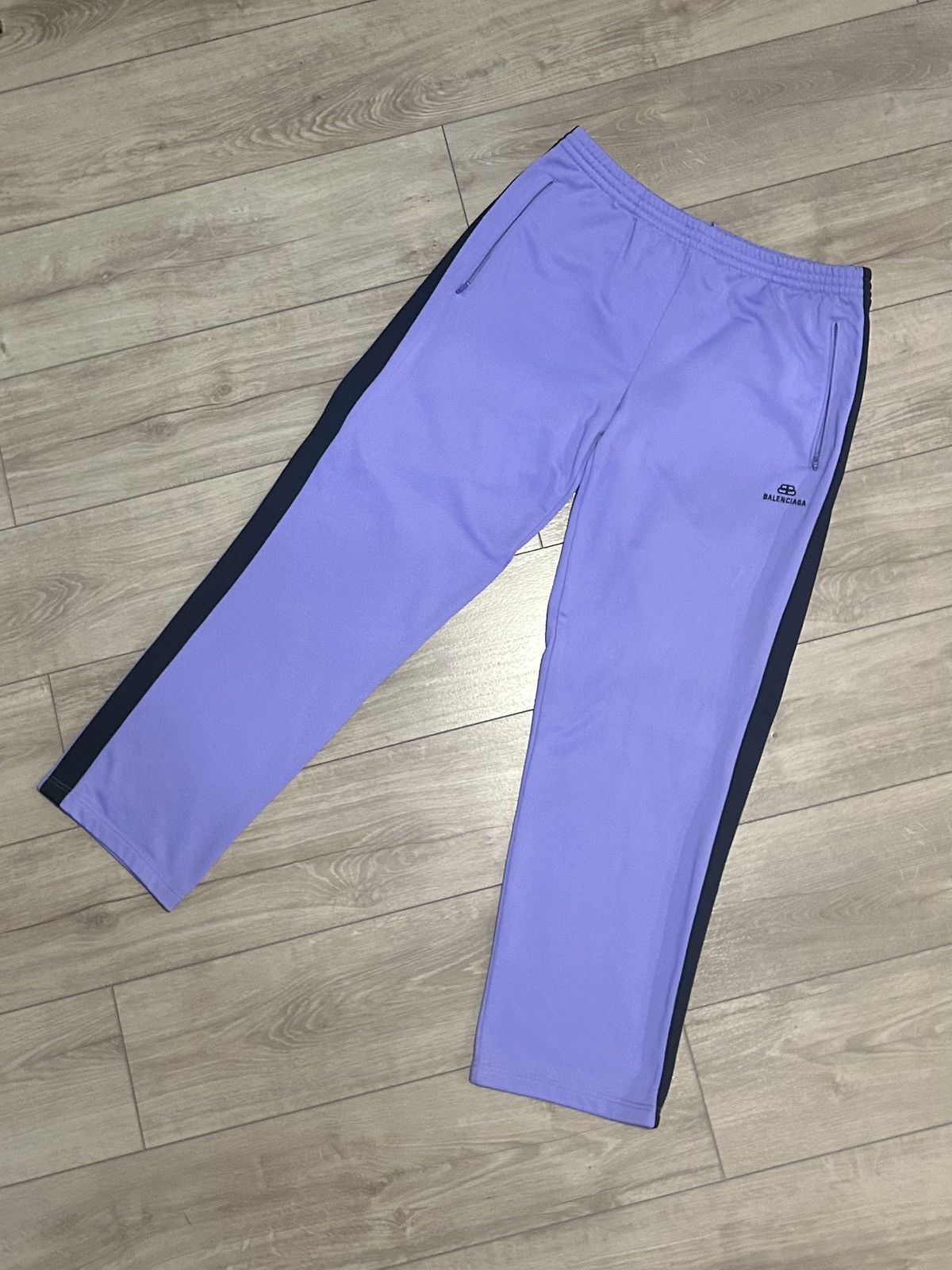 Balenciaga Balenciaga Tracksuit Sweatpants Size US 36 / EU 52 - 1 Thumbnail