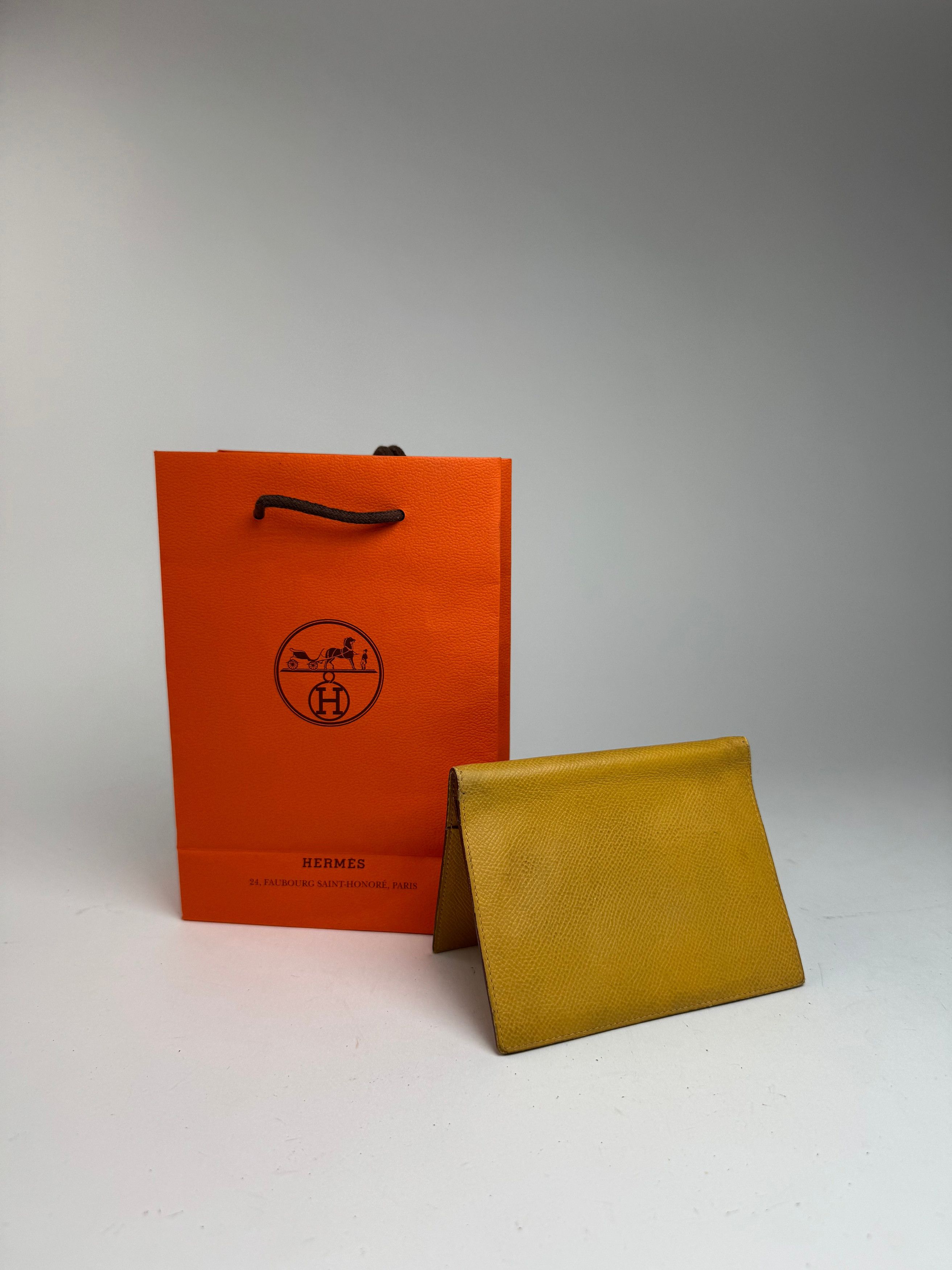 Other Vintage Hermes Leather Cardholder Yellow Size ONE SIZE - 1 Thumbnail
