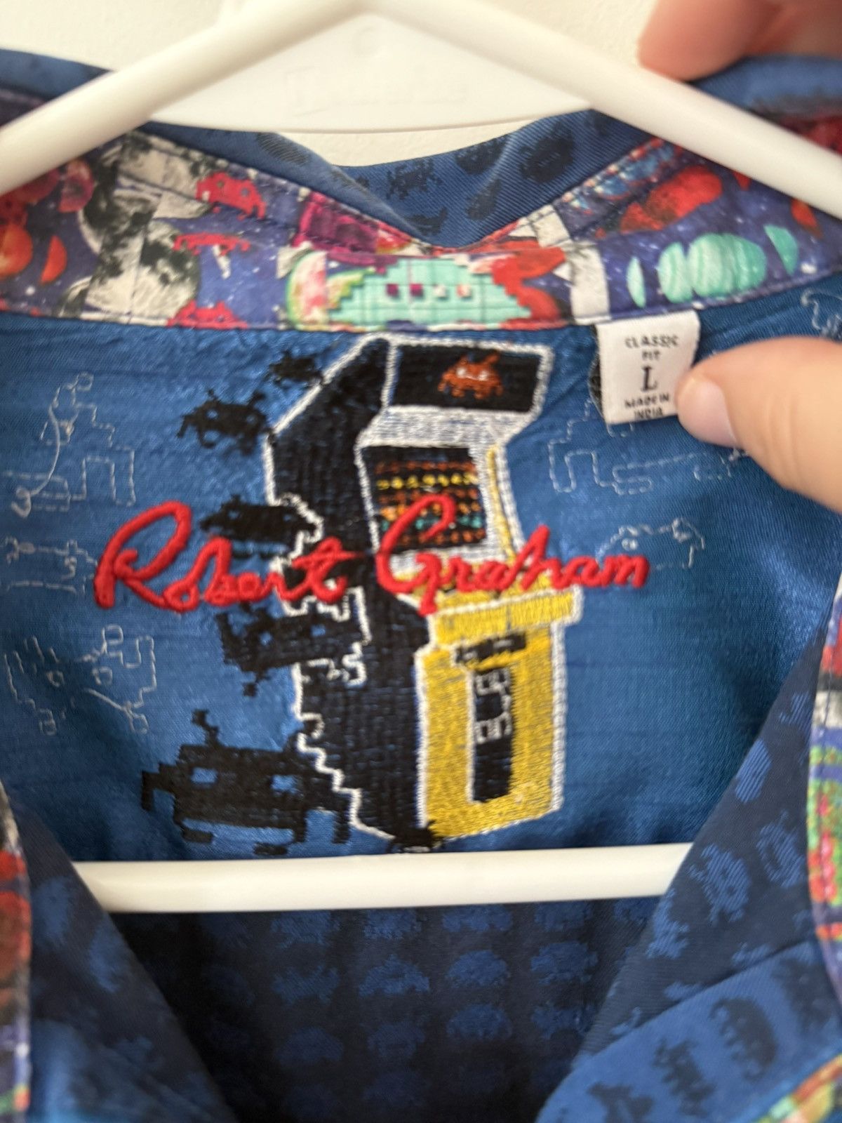 Robert Graham Robert Graham Space Invaders Arcade Flip Cuff Button Up L Size US L / EU 52-54 / 3 - 2 Thumbnail