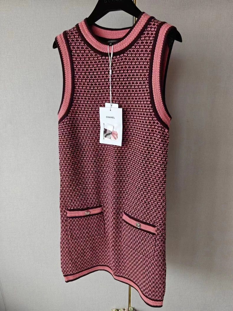 Chanel Chanel Pink Sleeveless Knit Dress Size US XS / EU 42 / 0 - 1 Thumbnail