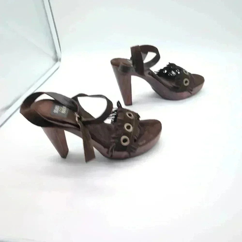 Vintage Delores and Maxine Brandy shoes Brown sz 6 Wood heel strapp Size US 6 / IT 36 - 8 Thumbnail