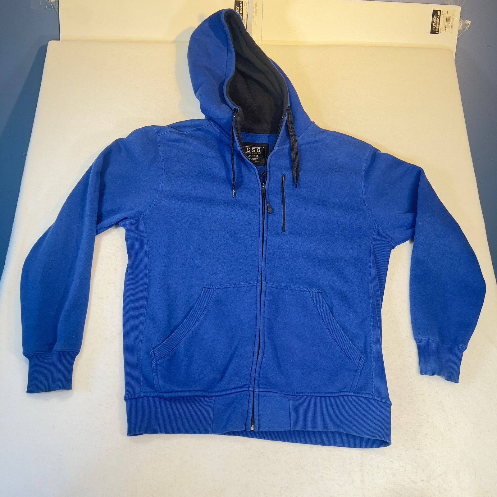 Other Champs Sports Gear CSG Hoodie Full Zip Men XL Media Pocket Size US XL / EU 56 / 4 - 3 Thumbnail