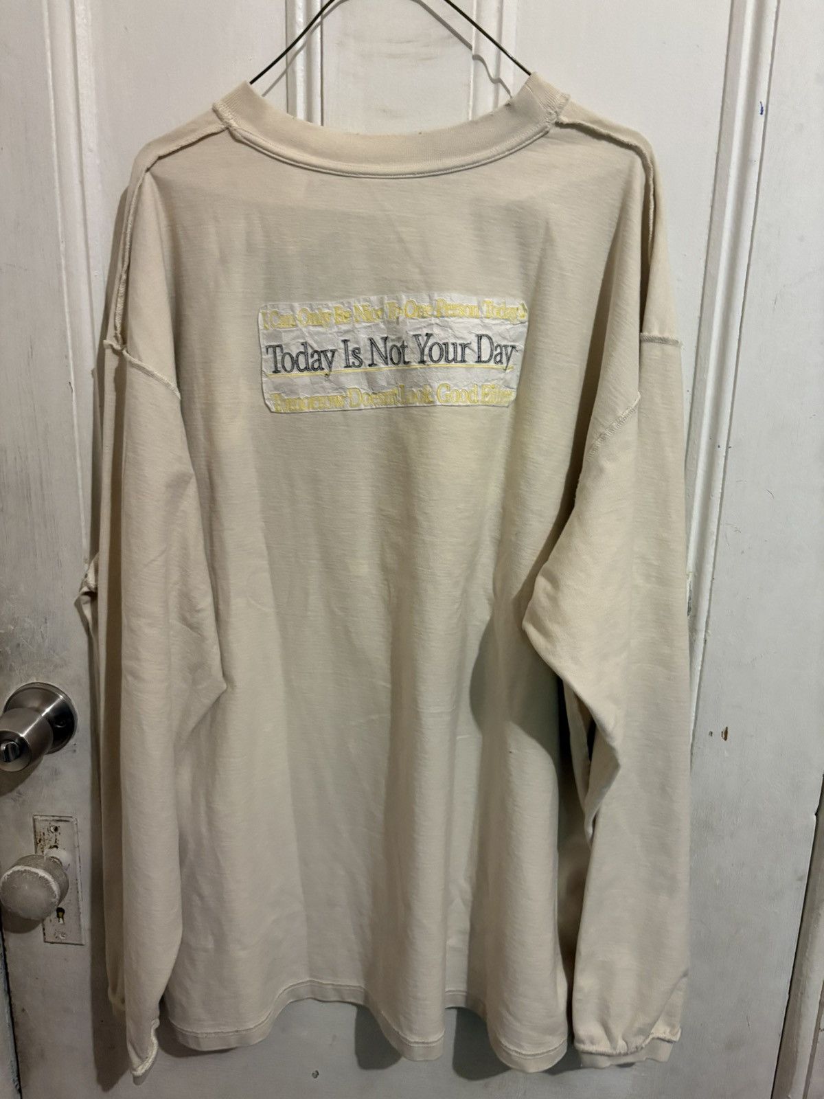 Vetements Vetements FW18 “Hi I Dont Care. Thanks.” Sweater Size US S / EU 44-46 / 1 - 3 Thumbnail