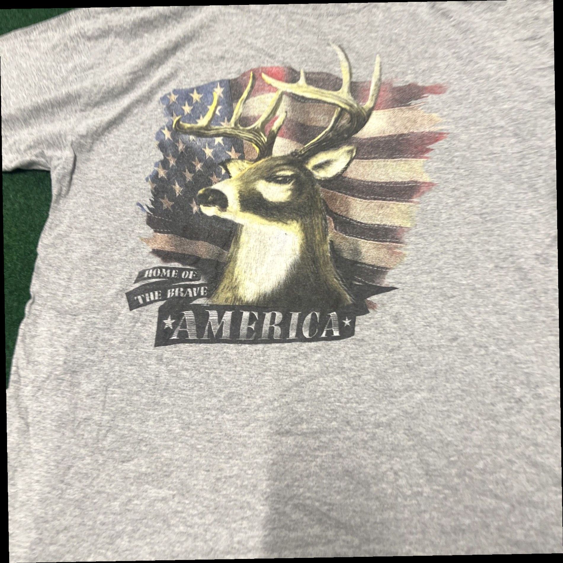 The Mountain Mens XL Gray Short Sleeve Patriotic Deer America Shirt Work Outdoors Size US XL / EU 56 / 4 - 2 Thumbnail