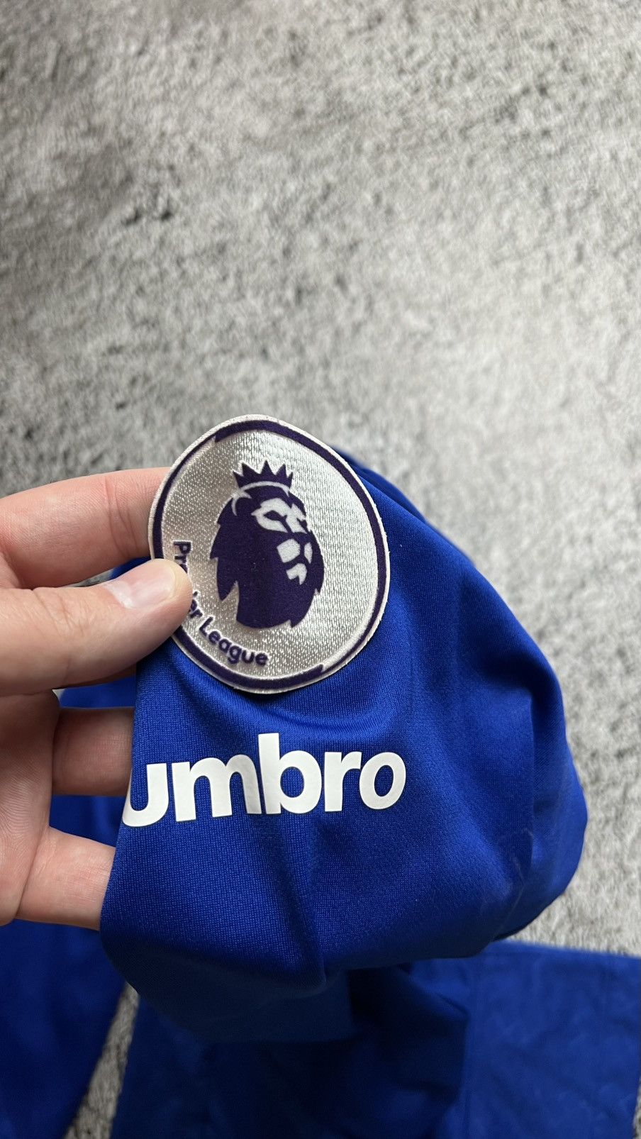 Umbro 2016-2017 Everton Romelo Lukaku umbro jersey long sleeve Size US M / EU 48-50 / 2 - 7 Thumbnail
