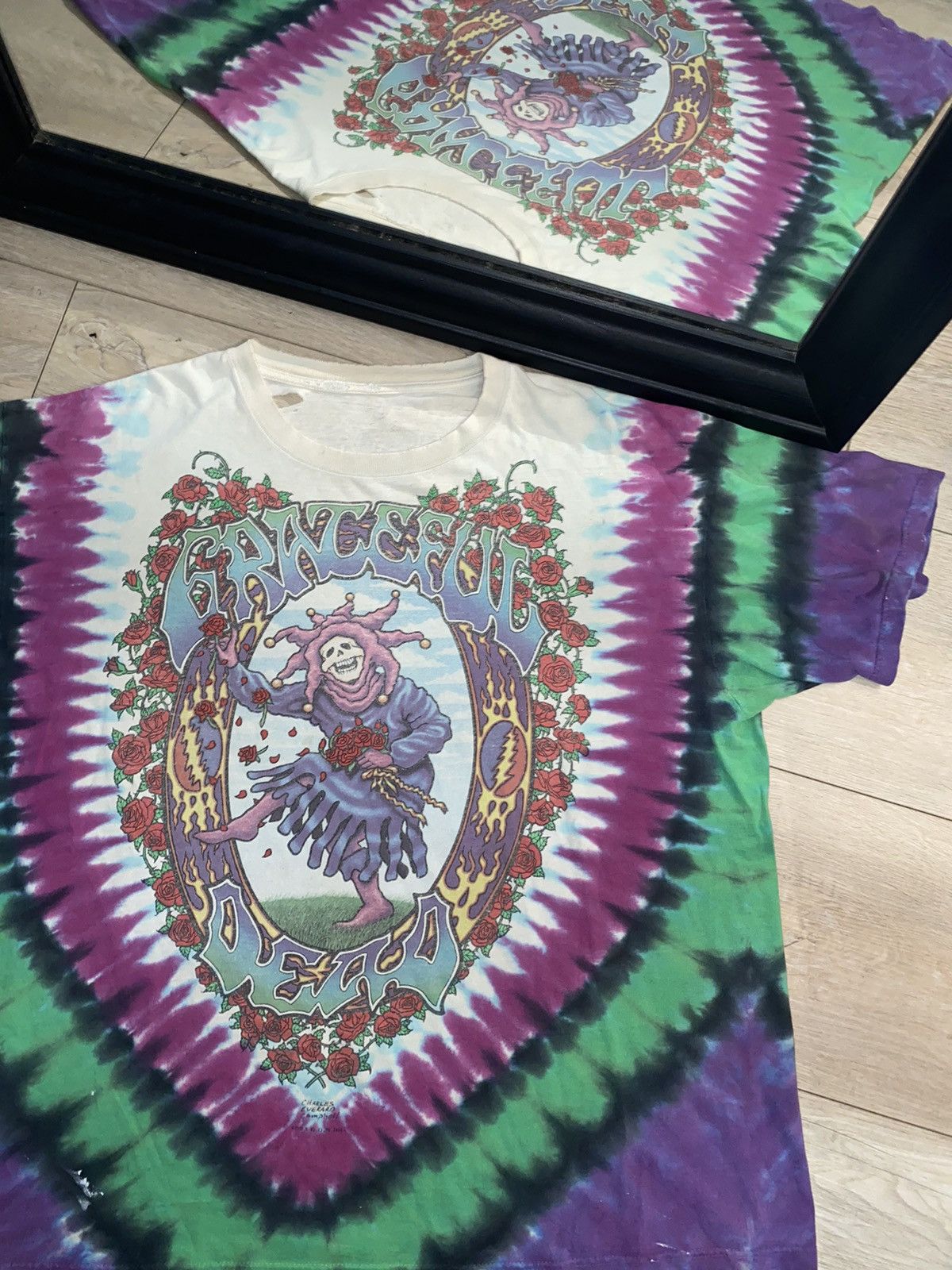 image of Band Tees x Liquid Blue Vintage / Y2K Grateful Dead Jester “Seasons Of The Dead in White (Size XL)