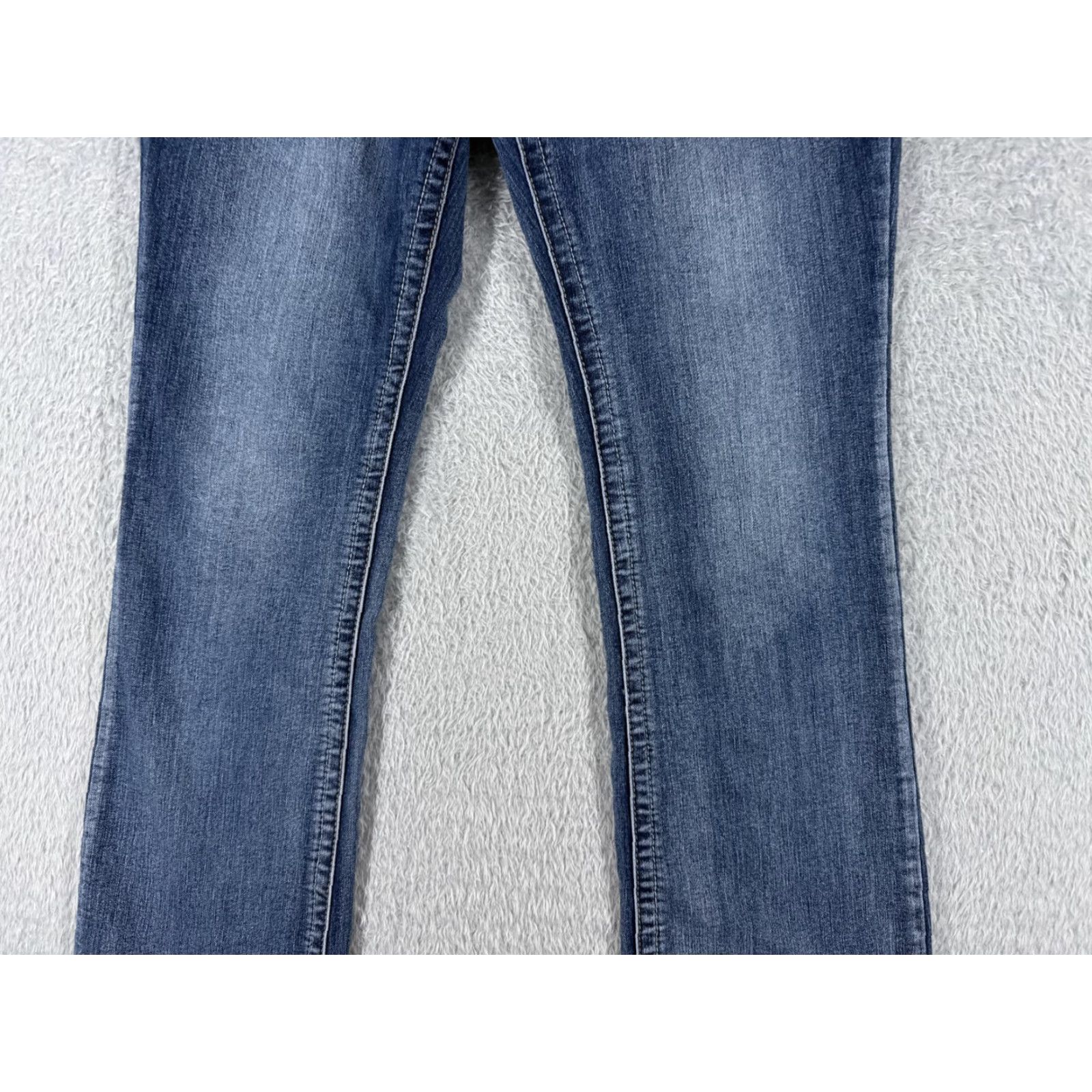 Vintage Maurices Jeans Womens 9 Blue Denim Low Rise Bootcut Distressed 30x31 Size 30" / US 8 / IT 44 - 3 Thumbnail