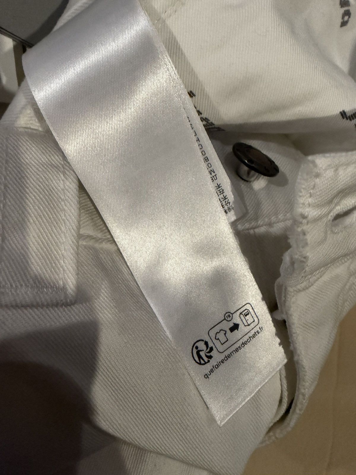 Balenciaga Balenciaga Distressed White Denim Size US 30 / EU 46 - 8 Thumbnail
