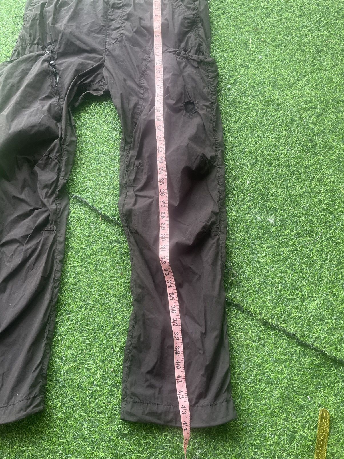 C.P. Company Authentic CP Company Chrome-R Lens Cargo Pants (LENS BROKEN Size US 34 / EU 50 - 7 Thumbnail
