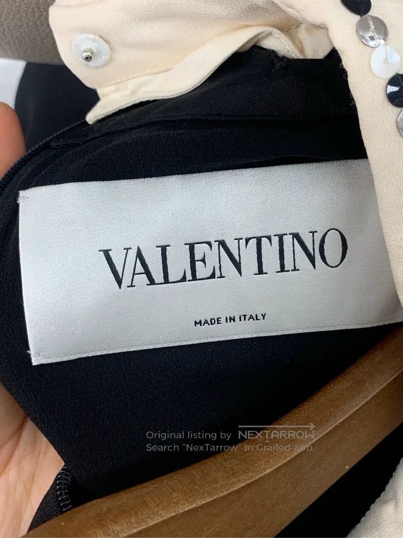 Valentino Valentino Embroidered neckline short-sleeved dress Size S / US 4 / IT 40 - 3 Thumbnail