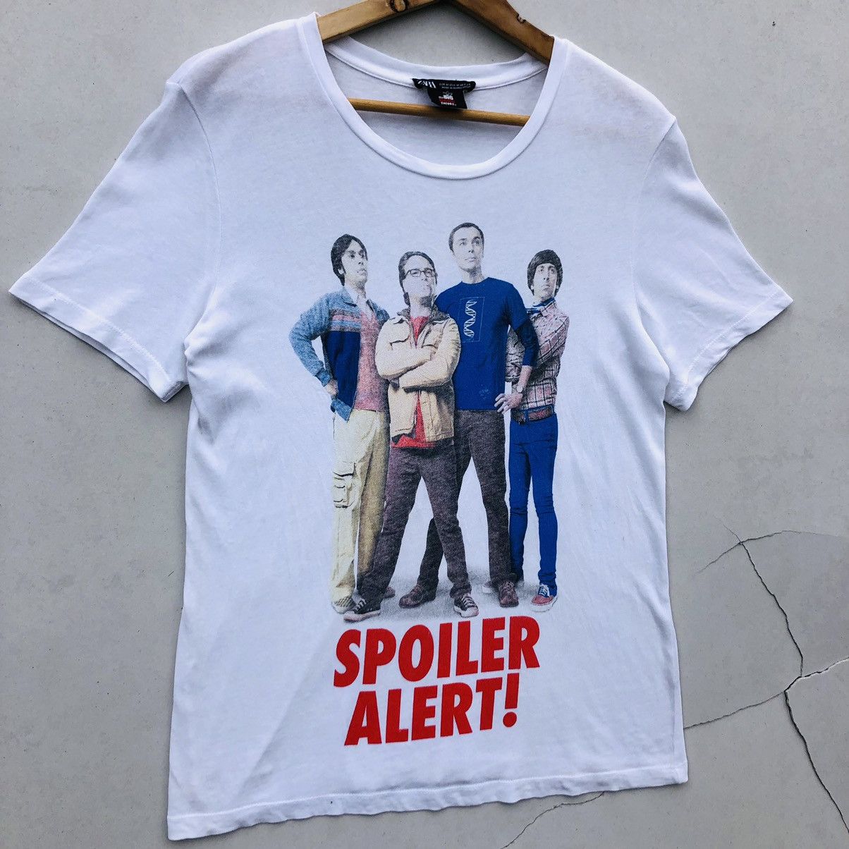 Zara 🔥Accept Binding Offer🔥 The Big Bang Theory Size US S / EU 44-46 / 1 - 2 Thumbnail