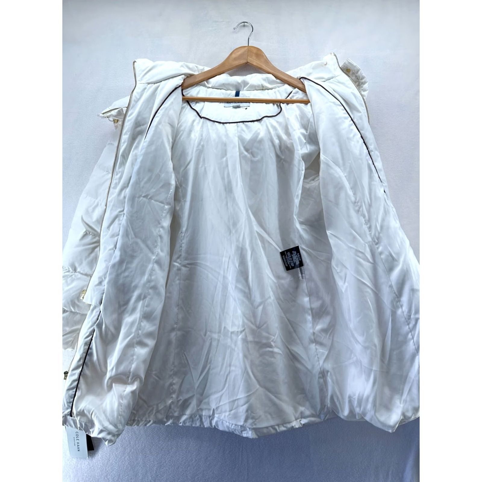 Cole Haan VINTAGE? No. Cole Haan Womens XL White Puffer Down Coat Long Hooded Quilted NEW Size XL / US 12-14 / IT 48-50 - 6 Thumbnail