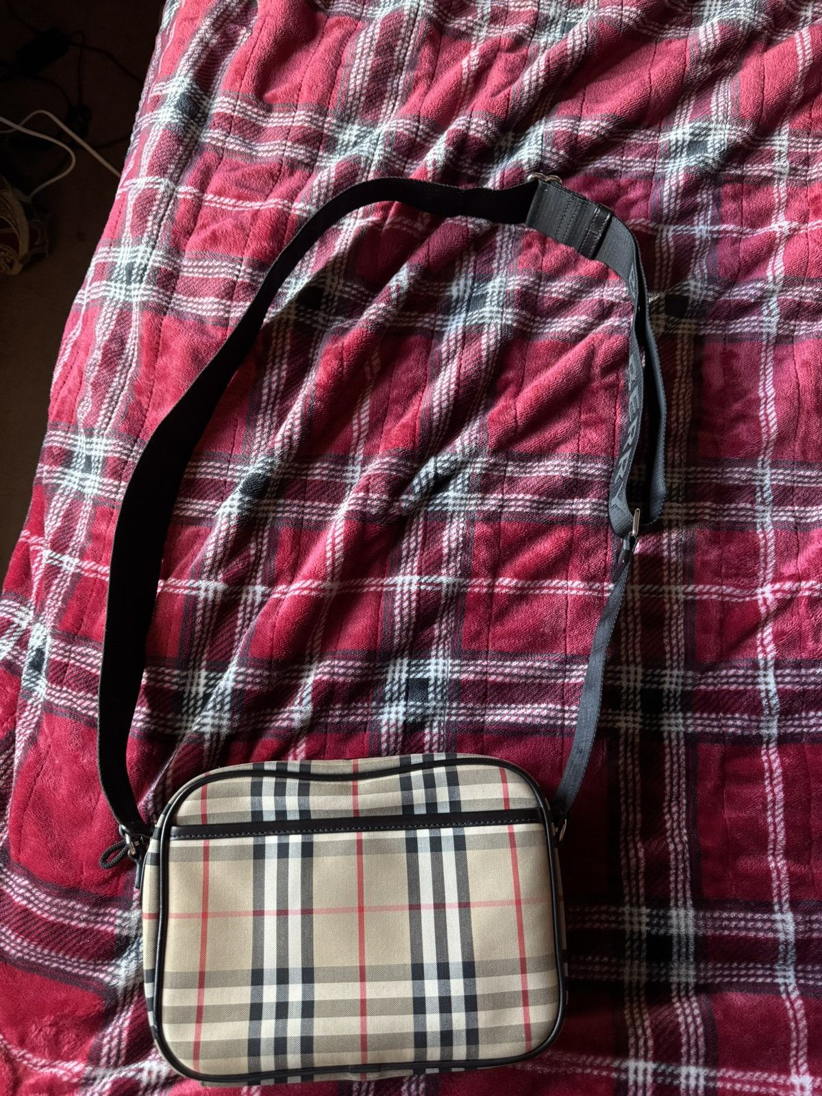 Burberry Burberry Shoulder Bag Size ONE SIZE - 9 Thumbnail