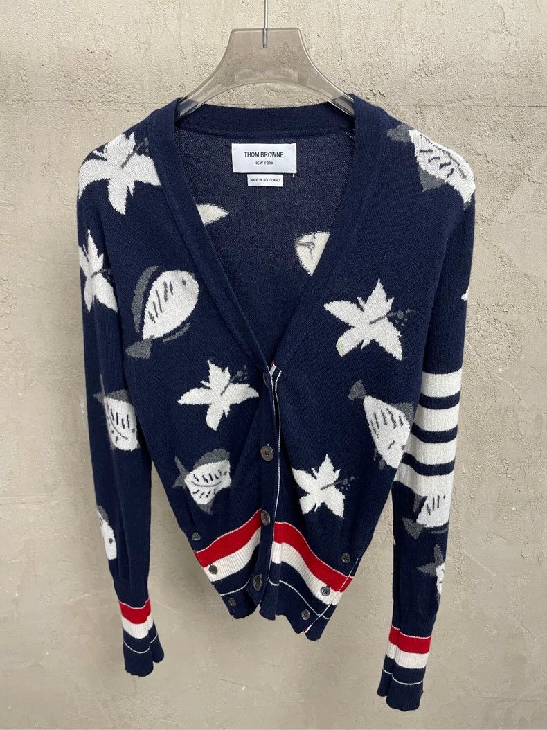 Thom Browne Thom browne Dark blue small fish four-striped pure cashmere Size XS / US 0-2 / IT 36-38 - 3 Thumbnail