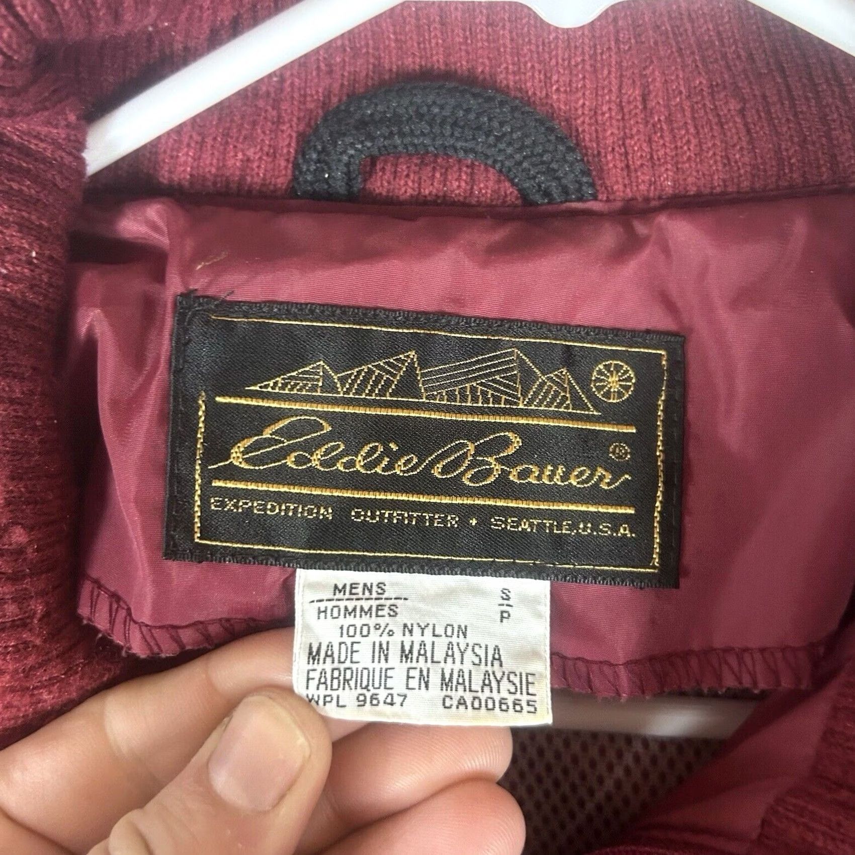 Eddie Bauer VINTAGE Eddie Bauer Mens Windbreaker Small Red Nylon Jacket Stowable Hood 90s Size US S / EU 44-46 / 1 - 3 Thumbnail