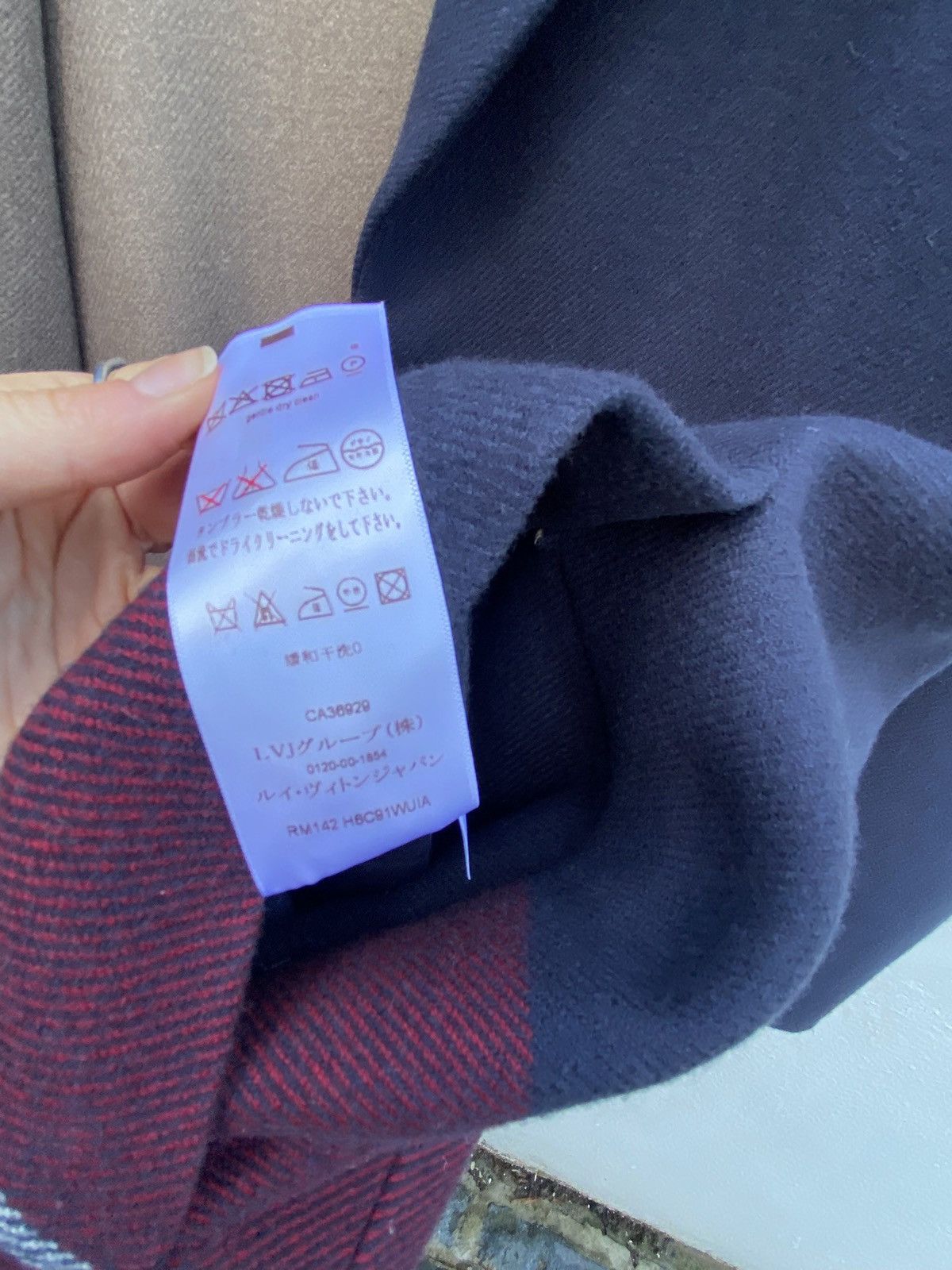 Louis Vuitton Navy wool and cashmere coat Size US M / EU 48-50 / 2 - 15 Thumbnail