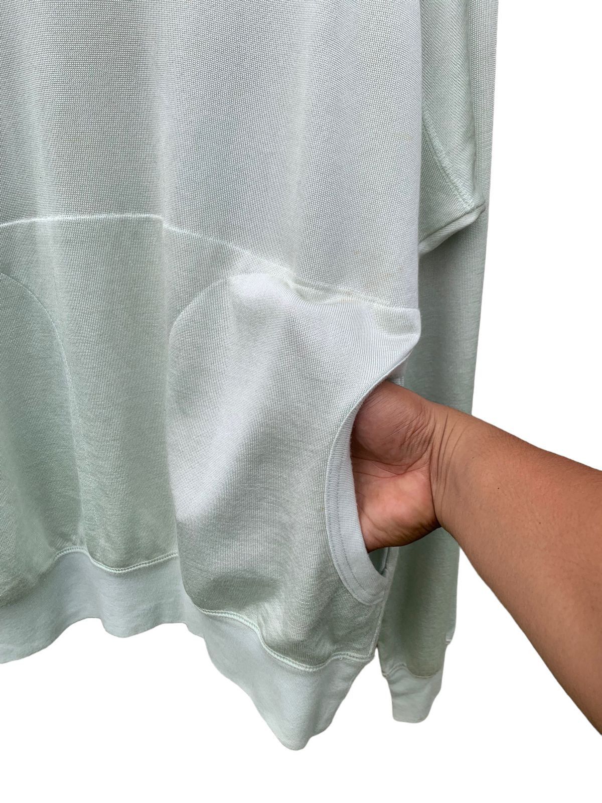 CABANE de ZUCCa Cabane De Zucca shining V neck sweatshirt by issey miyake Size US M / EU 48-50 / 2 - 4 Thumbnail