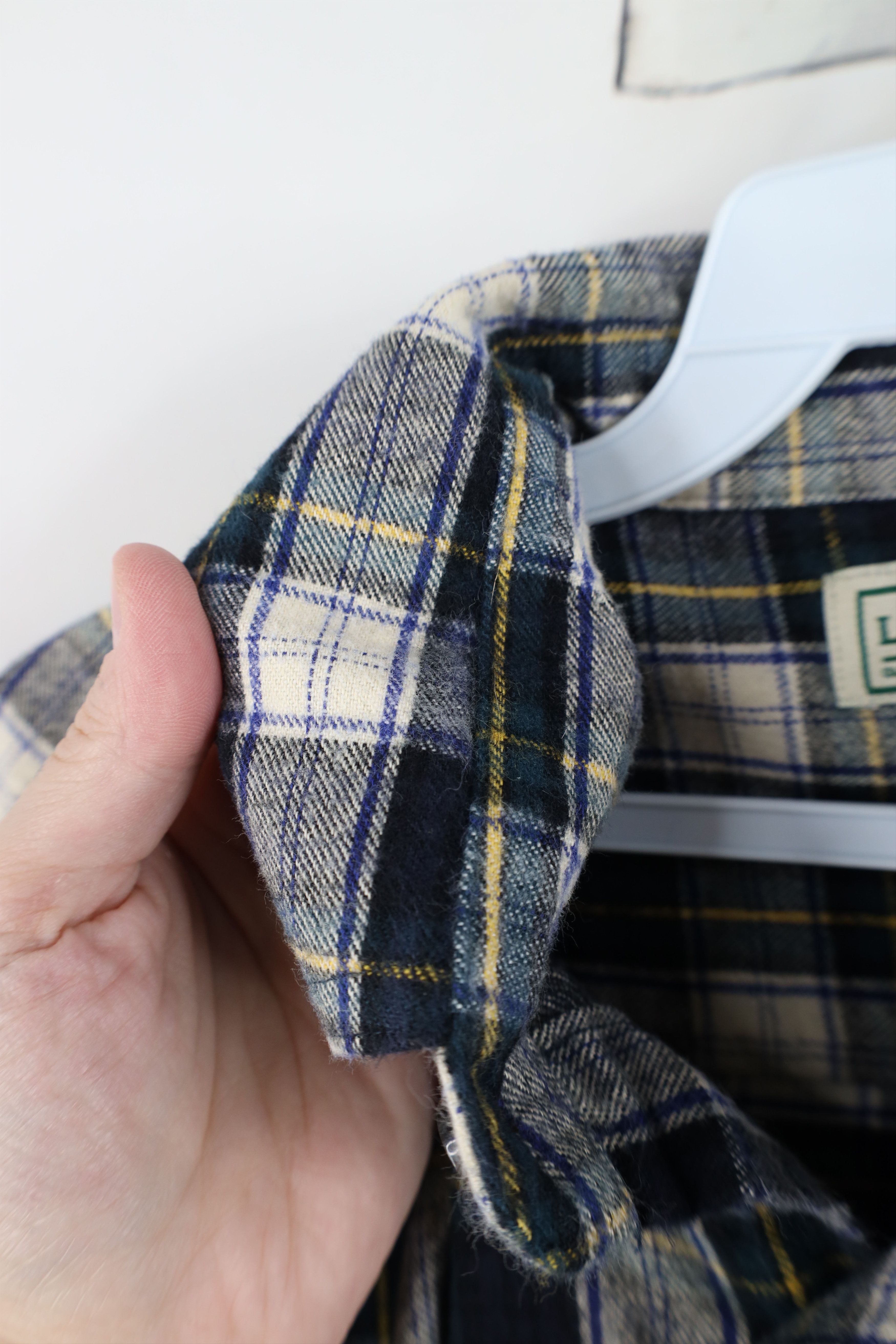L.L. Bean Vintage 90s LL Bean Faded Collared Flannel Button Down Shirt Size US M / EU 48-50 / 2 - 9 Thumbnail