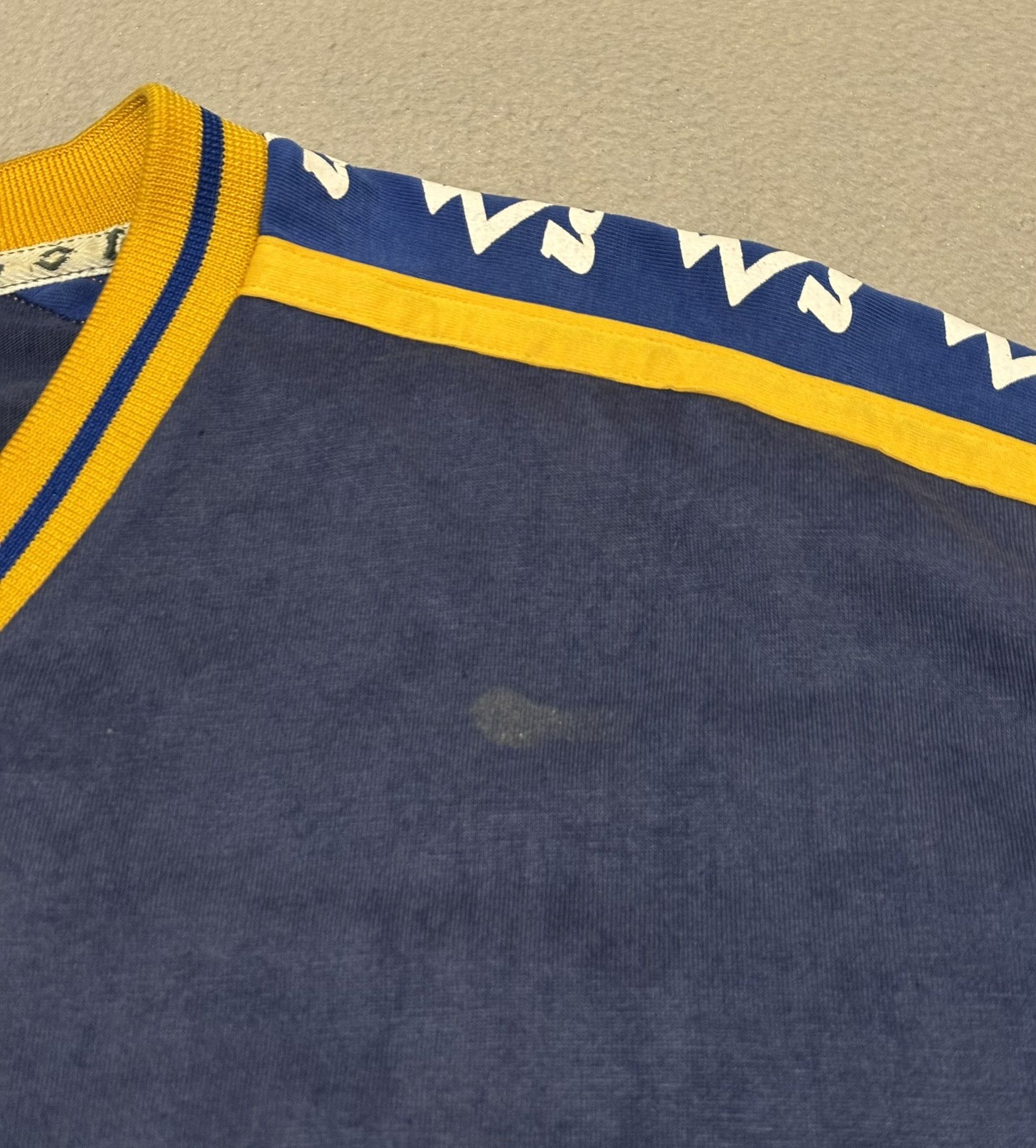 Lotto Sport Lotto vintage t-shirt size L Size US L / EU 52-54 / 3 - 9 Thumbnail