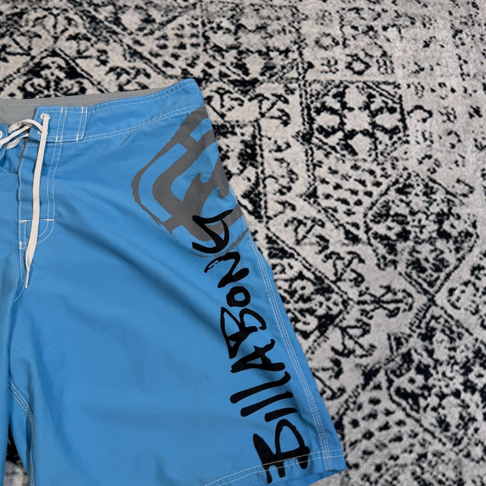 Billabong × Vintage Vintage Billabong Unisex Blue Polyester Shorts Size L 90s Size US 33 - 4 Thumbnail
