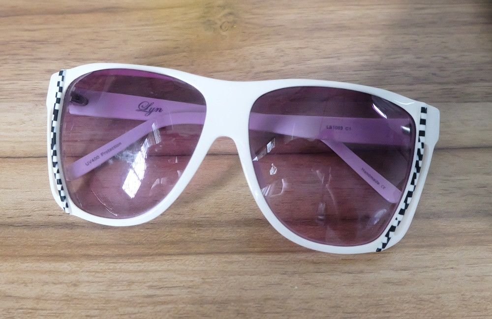 Designer Lyn LS1003 Sunglasses Size ONE SIZE - 1 Thumbnail