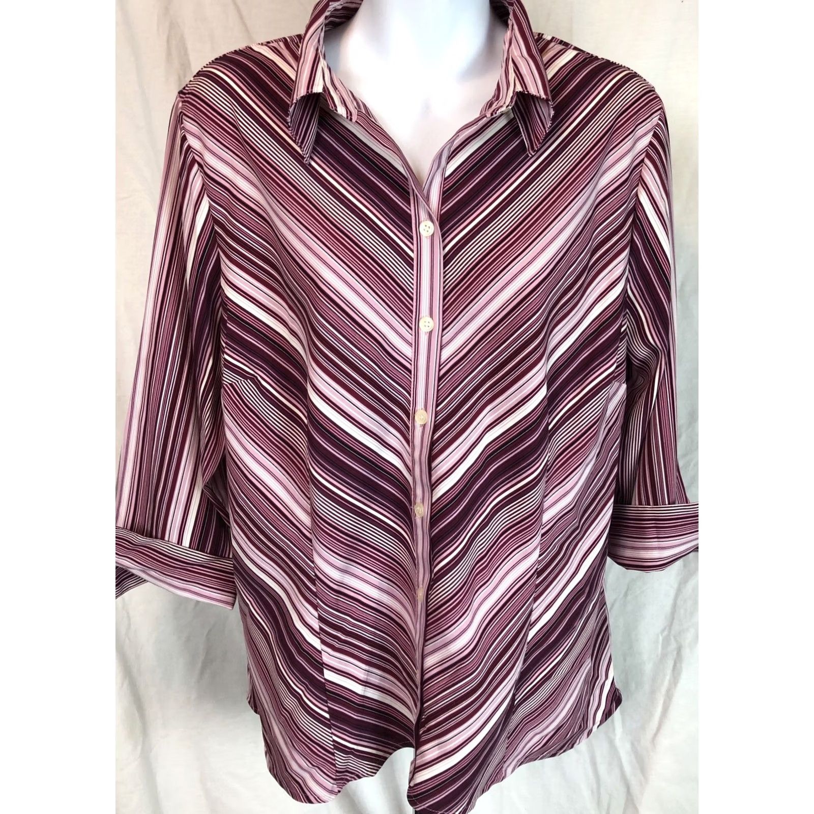 Apt. 9 VINTAGE Top L Purple Stripe ButtonUp 3/4 Sleeve Collar Stretch Retro 70s Funky Womens Size L / US 10 / IT 46 - 5 Thumbnail