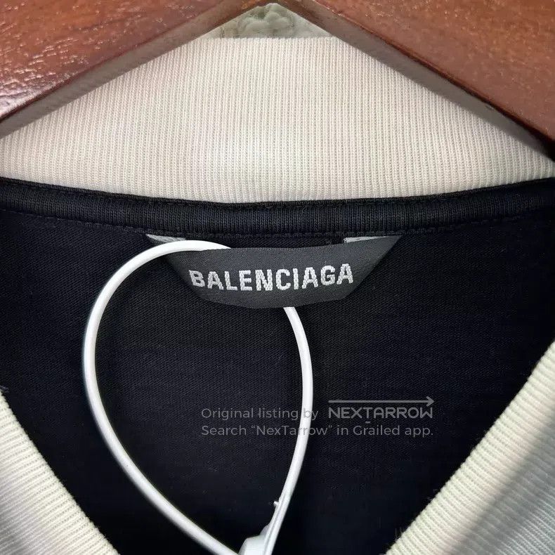 Balenciaga Balenciaga Fake Two-piece Solid Color Patched Crew Neck Sh Size US S / EU 44-46 / 1 - 3 Thumbnail