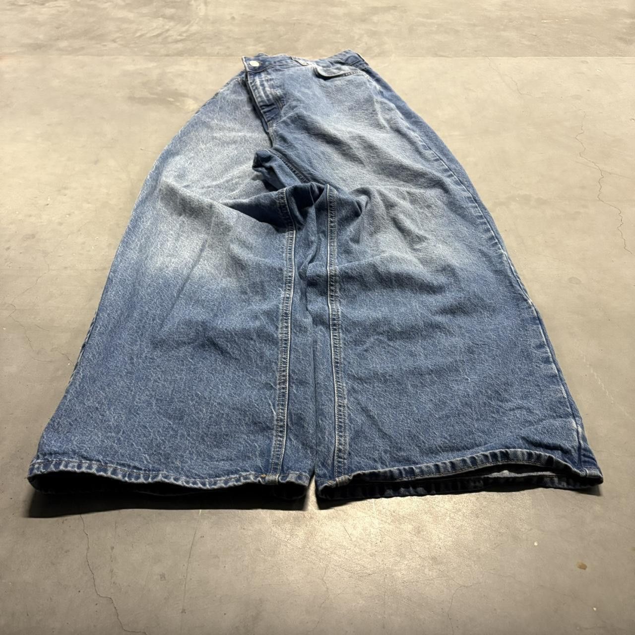 Vintage Vintage Y2K/2000s Super Baggy Super WideLeg Grunge Skater Style Medium Wash Denim Jeans! Size US 38 / EU 54 - 3 Thumbnail