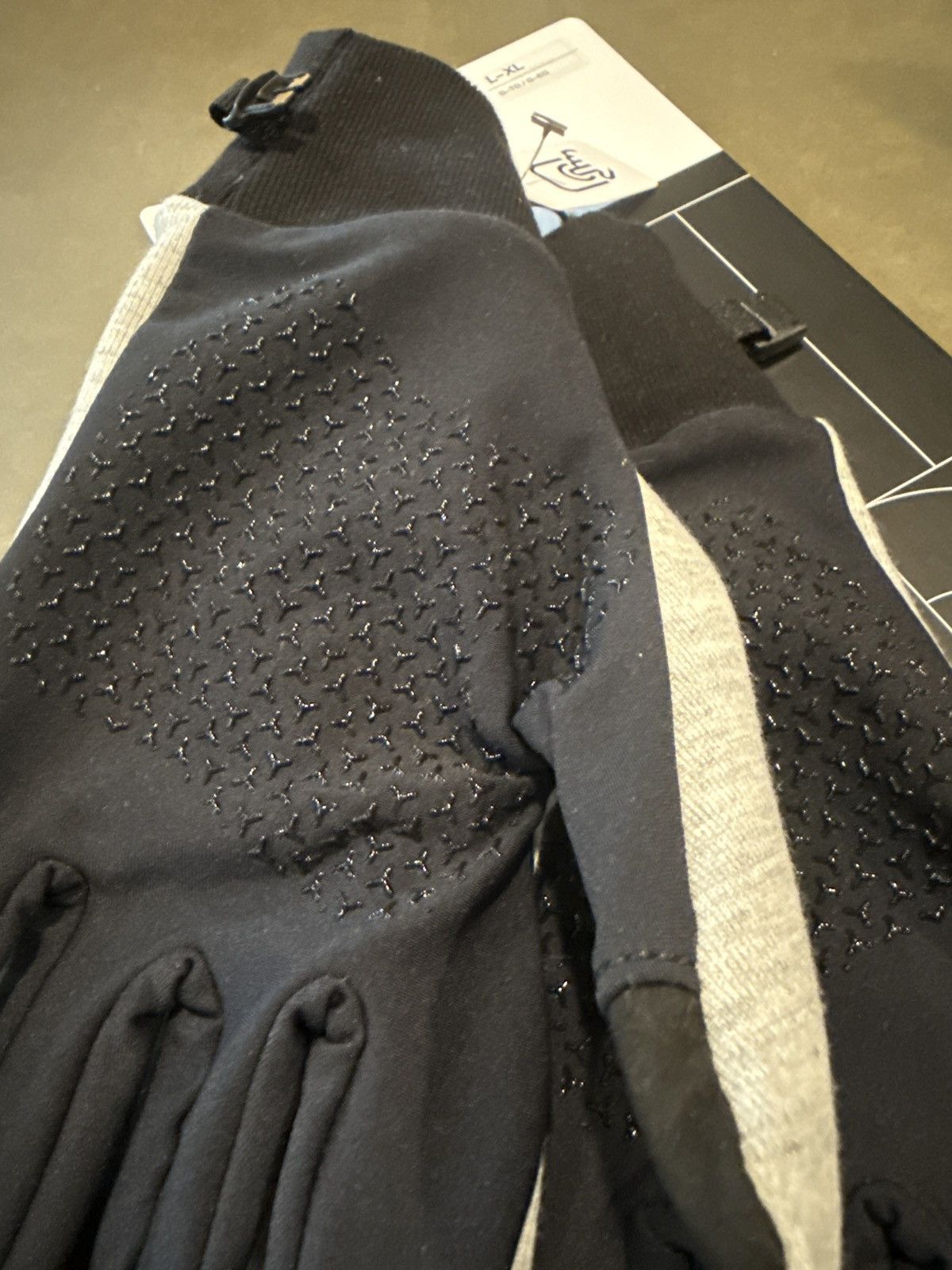 Nike NIKE TECH FLEECE MEN’S GLOVES NEW NSW L/XL Size ONE SIZE - 2 Thumbnail