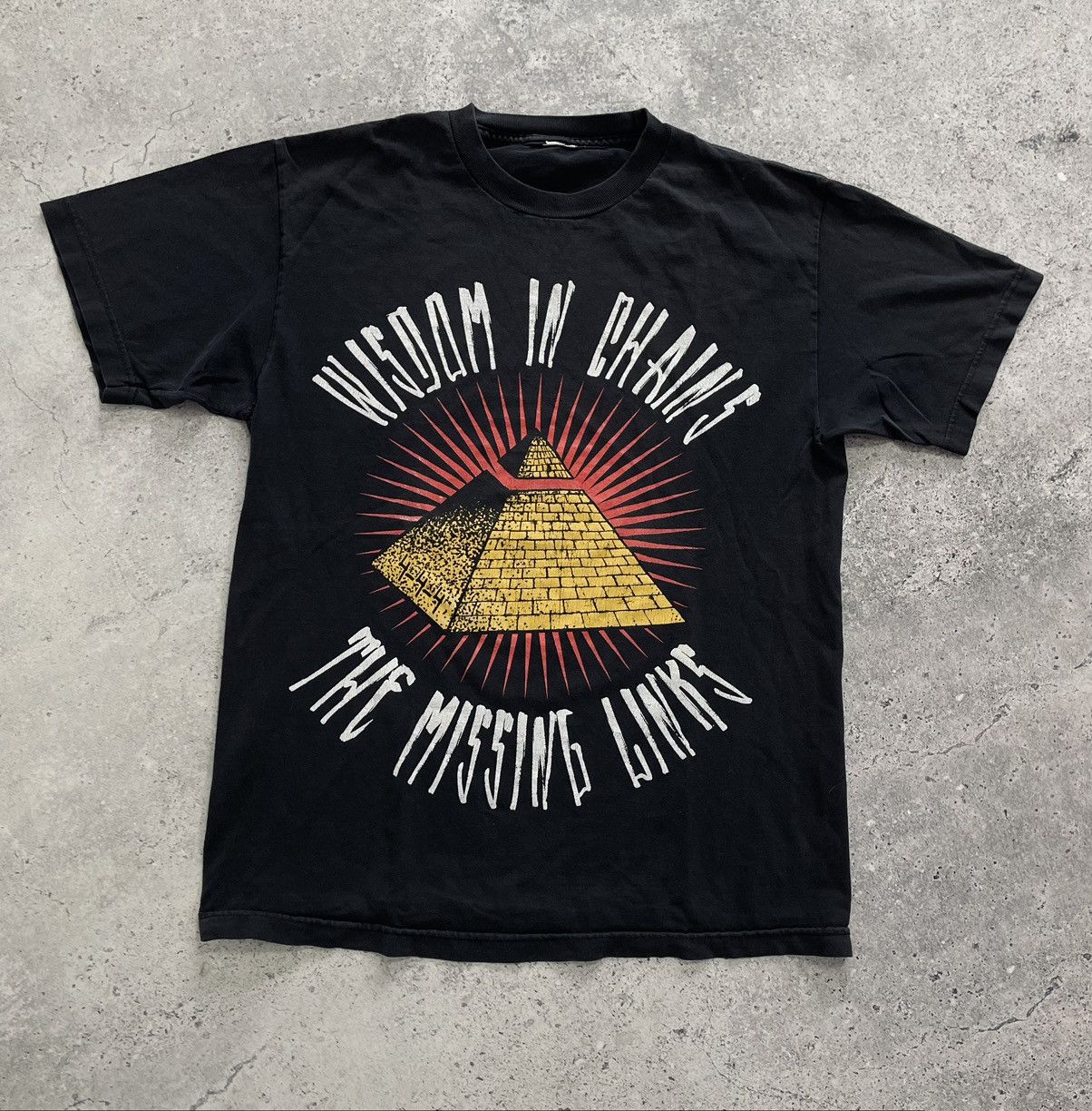 Band Tees Vintage Wisdom in Chains The Missing Links Pyramid T-Shirt Size US M / EU 48-50 / 2 - 1 Thumbnail