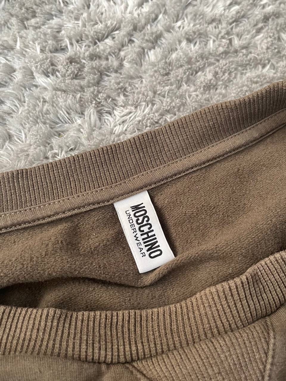 Moschino Moschino Sweatshirt Streetwear Logo Luxury Rare Size US M / EU 48-50 / 2 - 7 Thumbnail
