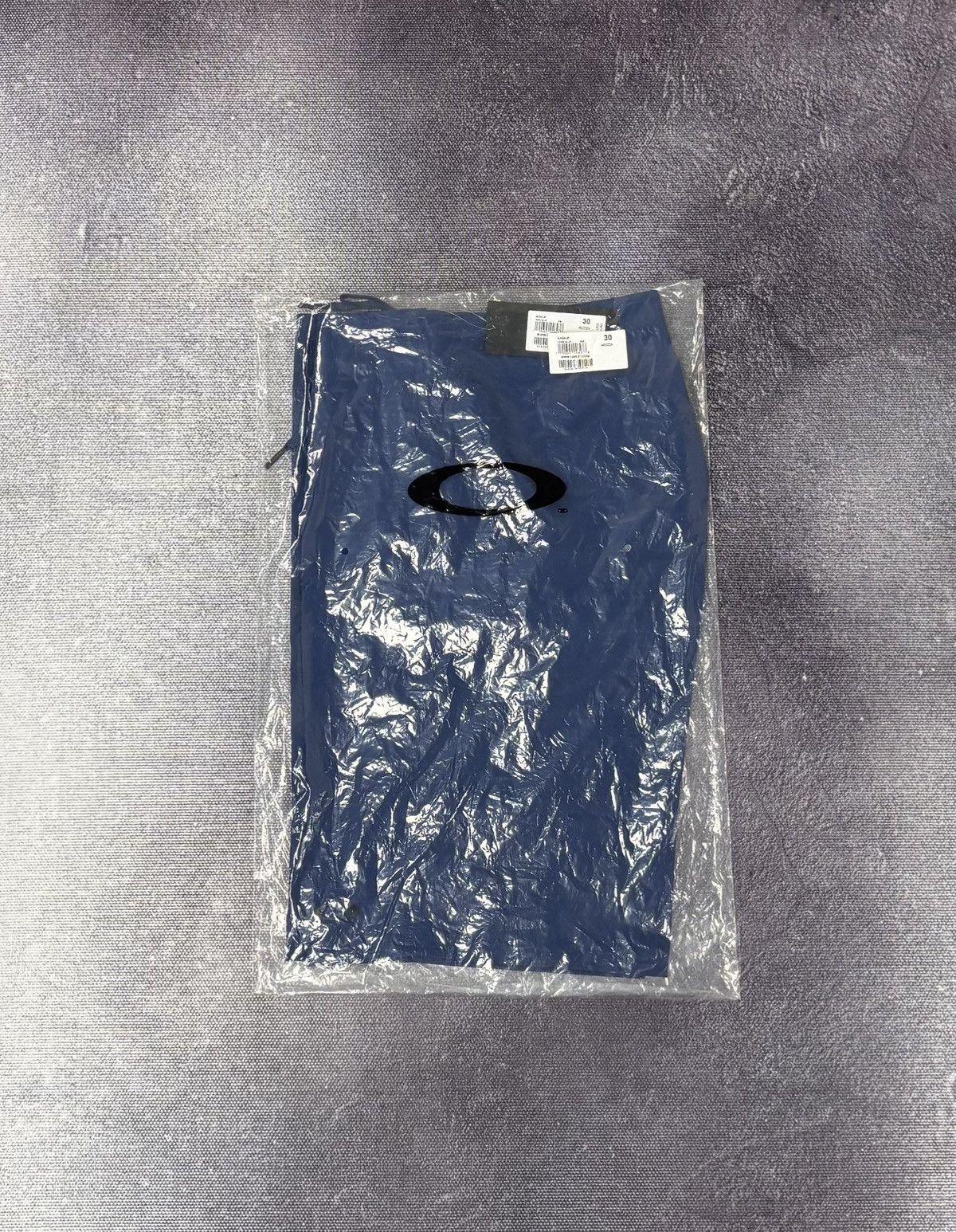 Oakley Oakley Kana 21 Boardshort NWT Men’s Dark Blue Swim Shorts Size US 30 / EU 46 - 2 Thumbnail