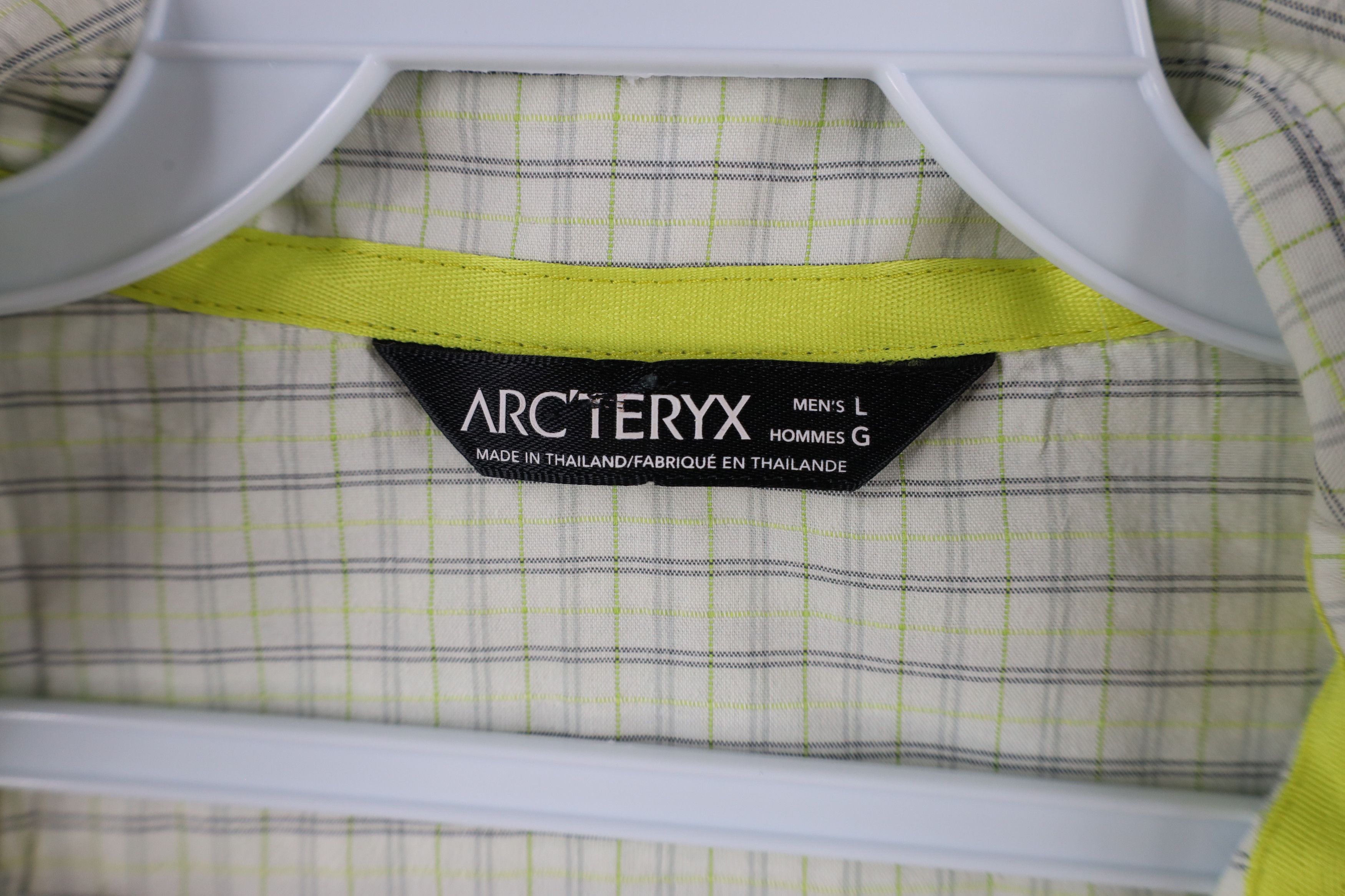 Arc'teryx × Vintage Arcteryx Peakline Short Sleeve Collared Button Shirt Plaid Size US L / EU 52-54 / 3 - 9 Thumbnail
