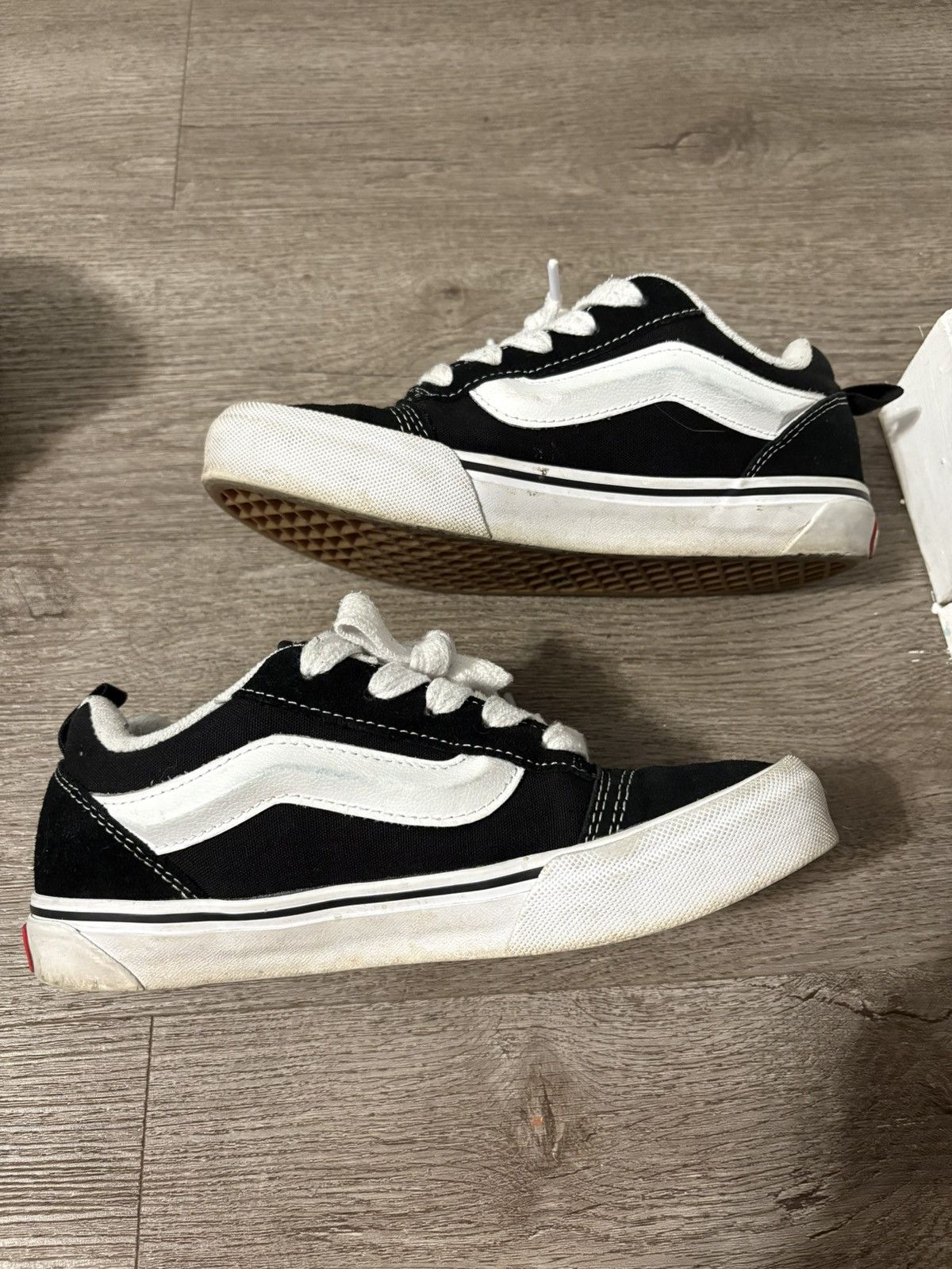 Vans Black Knu Skool vans Size US 5 / IT 35 - 2 Thumbnail