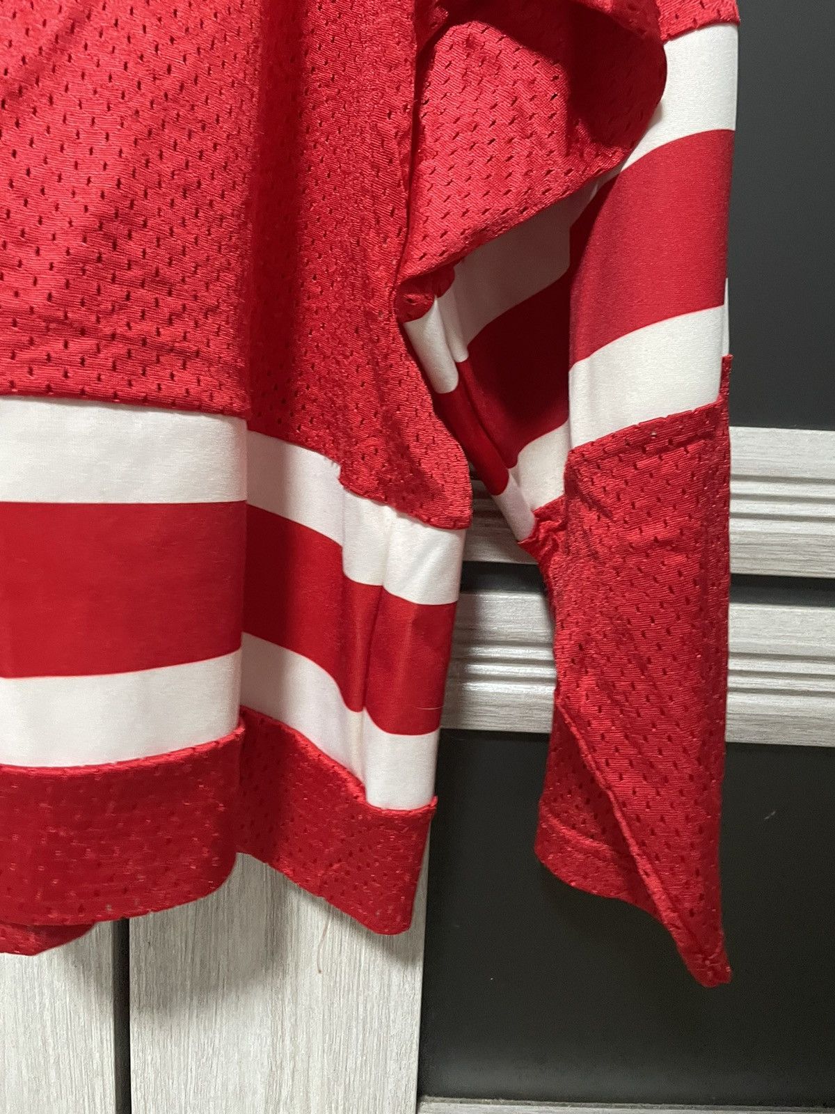 NHL Vintage Suisse Hockey Team Jersey Red Made in Italy Size US M / EU 48-50 / 2 - 5 Thumbnail