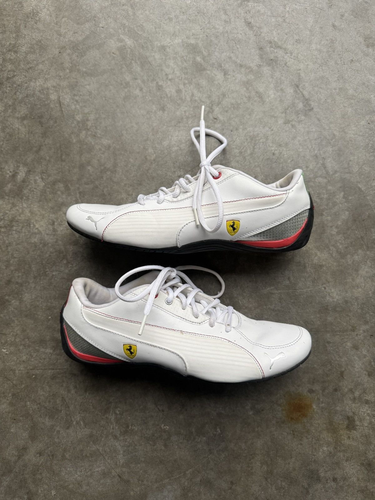 Vintage Vintage White Puma Ferrari Low Top Leather Casual Sneaker Size US 8.5 / IT 38.5 - 1 Thumbnail