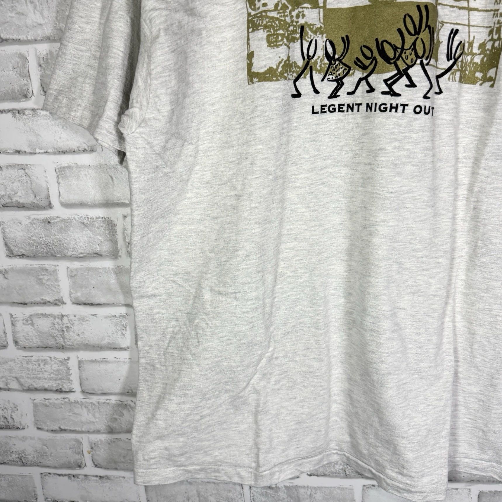 Hanes VINTAGE Hanes Stitch Graphic Tee Men 2XL White Cotton T-Shirt 90s Night Out SINGLE STITCH Mens Size US XXL / EU 58 / 5 - 3 Thumbnail