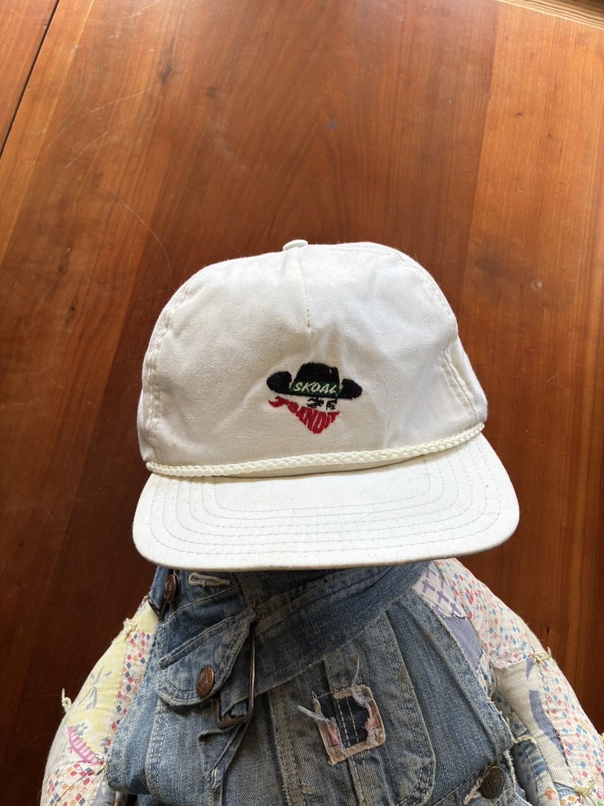 Vintage Vintage 90s Skola bandit white hat Size ONE SIZE - 1 Thumbnail