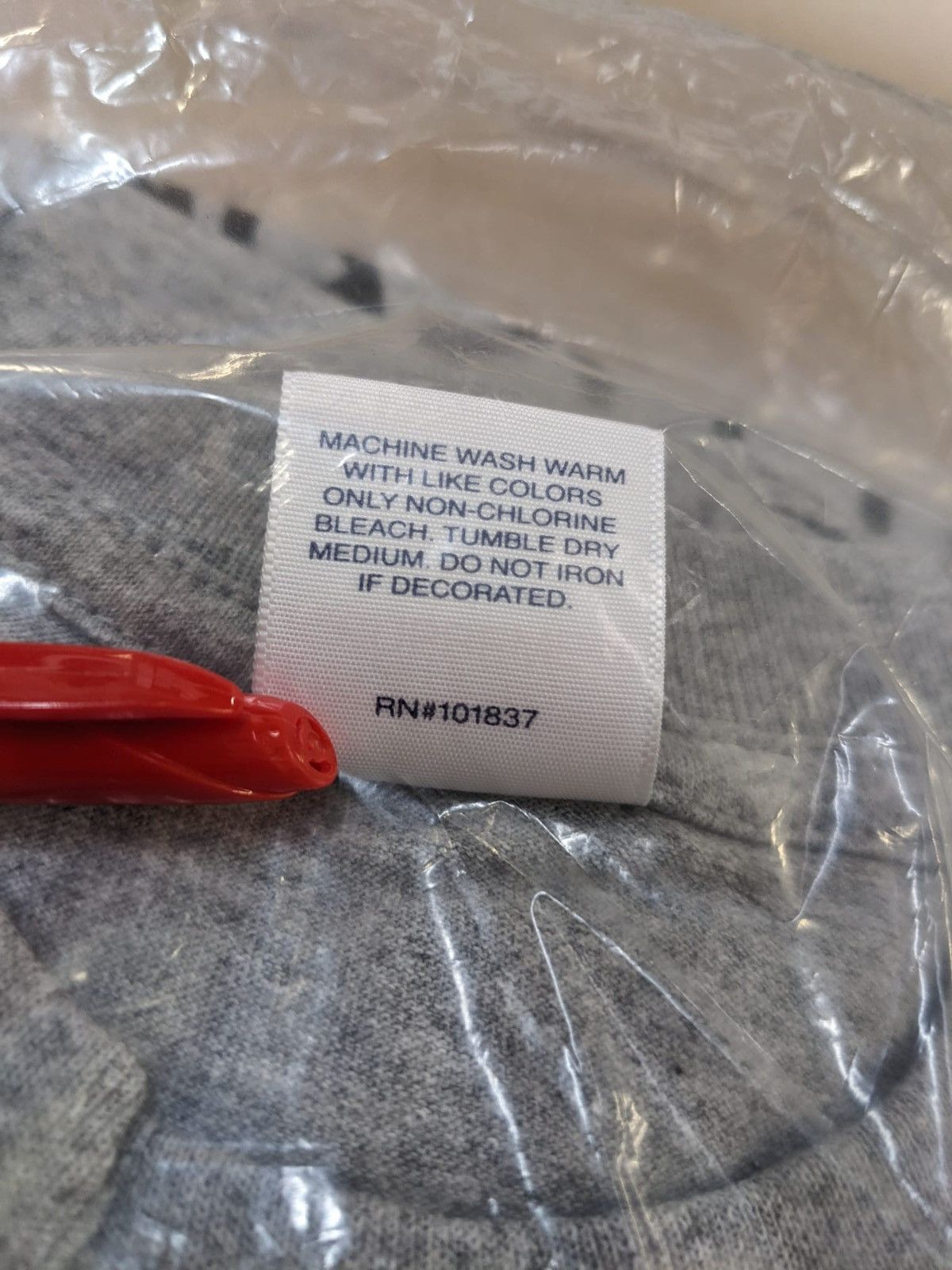 Supreme FW17 SUPREME NAS TEE HEATHER GREY M MEDIUM 2017 Size US M / EU 48-50 / 2 - 5 Thumbnail
