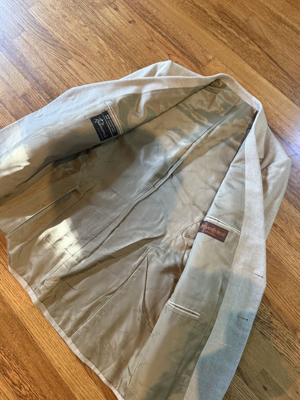 Yves Saint Laurent Yves Saint Laurent VINTAGE beige suit / sport coat Size 38L - 4 Thumbnail