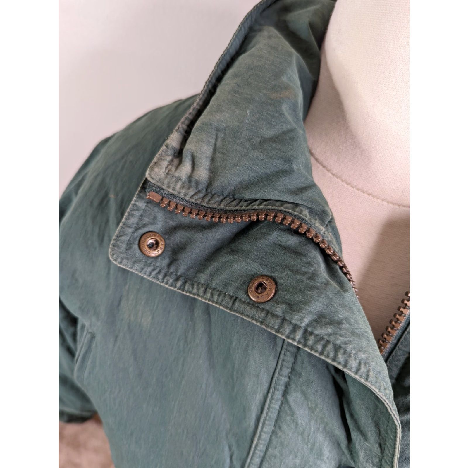 Vintage VINTAGE L.L. Bean Women's Parka Jacket Coat Goose Down Winter Green L Size L / US 10 / IT 46 - 4 Thumbnail