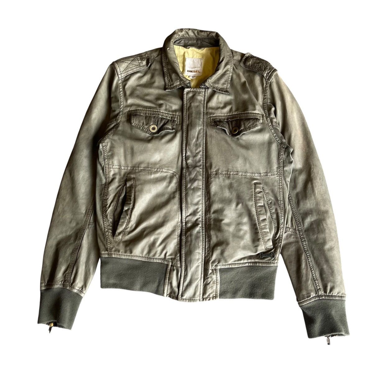 Diesel Diesel Leather Jacket Classic Vintage Prefer Size S to M Size US M / EU 48-50 / 2 - 1 Thumbnail