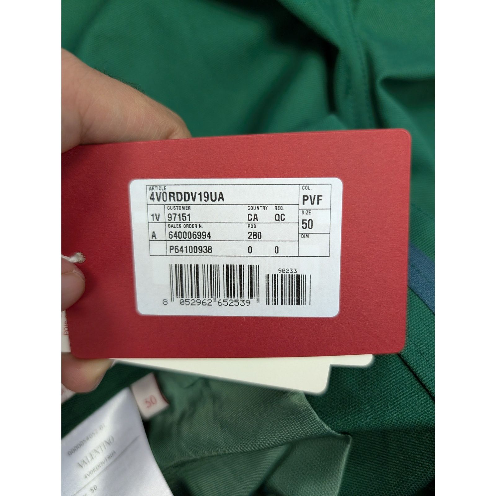 Valentino o1rshd1 CC20 Valentino Green Creased Shorts in Basil Green Size US 34 / EU 50 - 15 Thumbnail