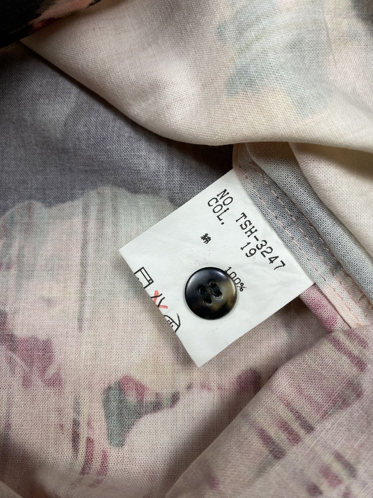 If Six Was Nine × Le Grande Bleu (L.G.B.) × Tornado Mart 2000s Tornado Mart - Fantasy Rose Shirt Size US M / EU 48-50 / 2 - 7 Thumbnail