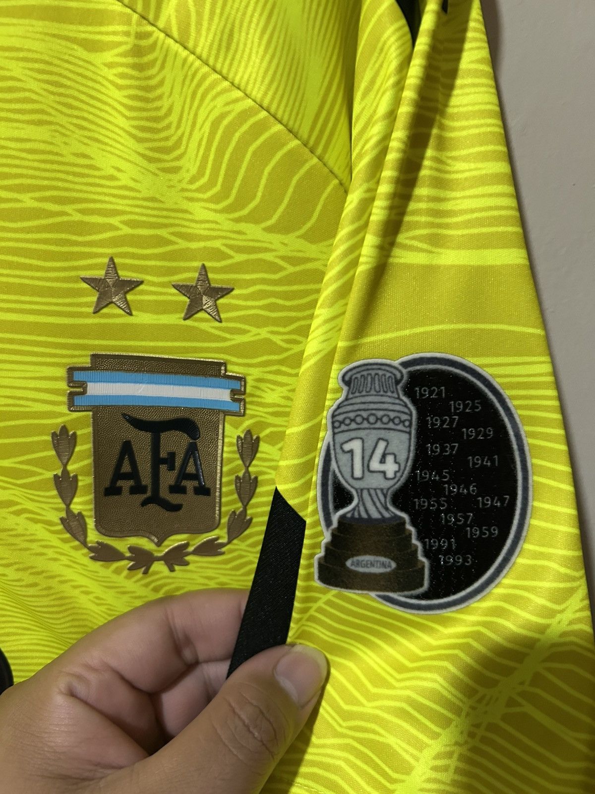 Adidas Jersey Argentina GK 2021 emi martinez copa america Size US XXL / EU 58 / 5 - 6 Thumbnail